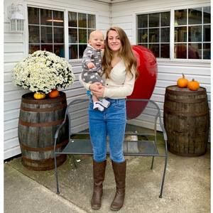 Meet your Posher, Marissa
